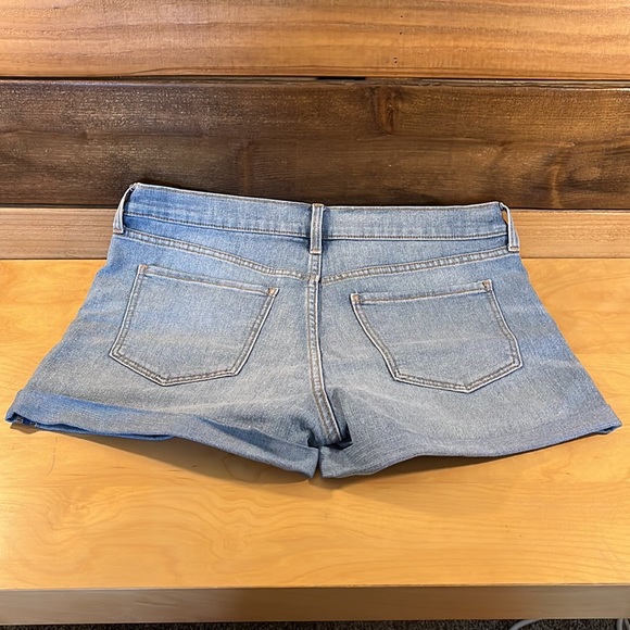 Old Navy shorts bundle. 2 denim cut offs and 1 everyday shorts sz 12 - Picture 4 of 11